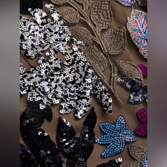 Dahlia Leona Bronx and Banco Gown Size 6 M - Picture 6 of 7